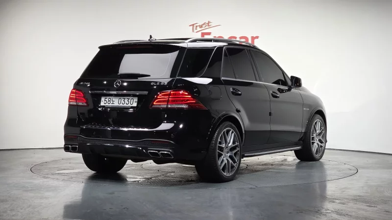 Mercedes-Benz GLE-Class