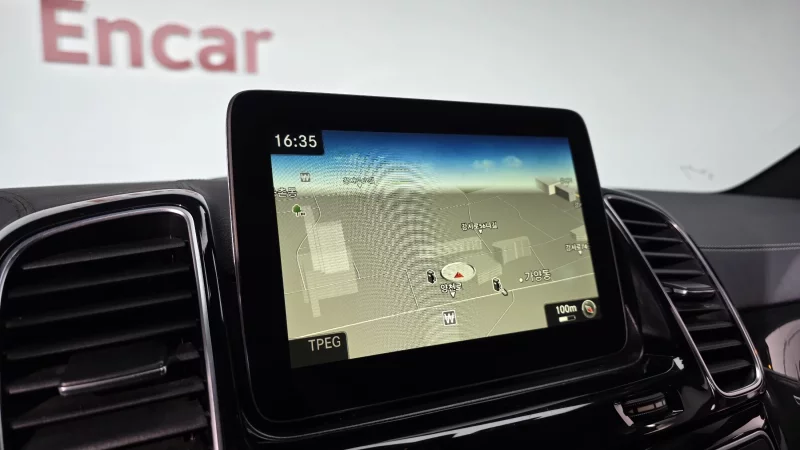 Mercedes-Benz GLE-Class