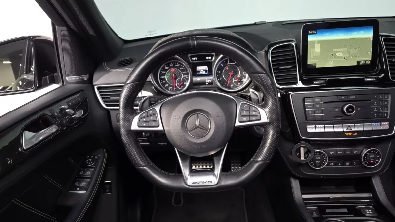 Mercedes-Benz GLE-Class