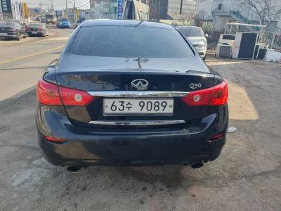 Infiniti Q50