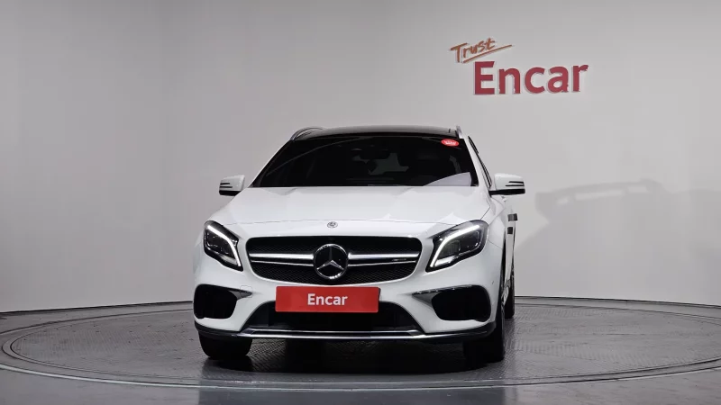 Mercedes-Benz GLA-Class