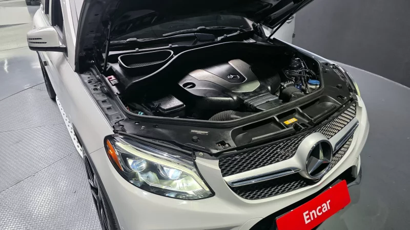 Mercedes-Benz GLE-Class