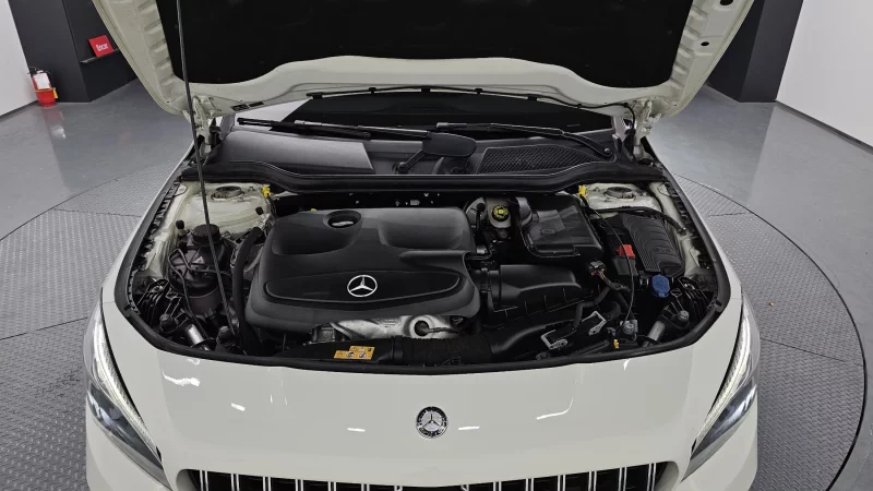 Mercedes-Benz CLA-Class