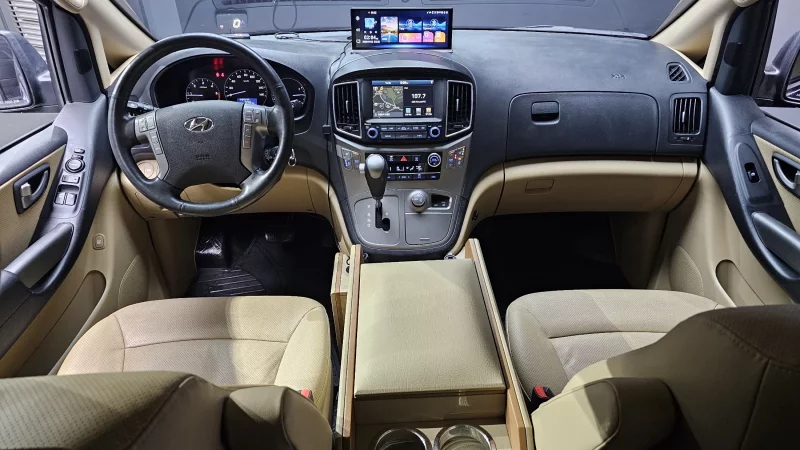 Hyundai Grand Starex