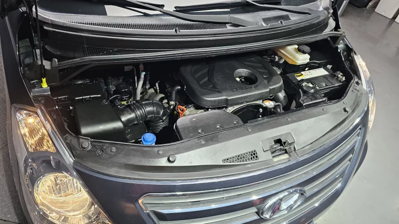 Hyundai Grand Starex
