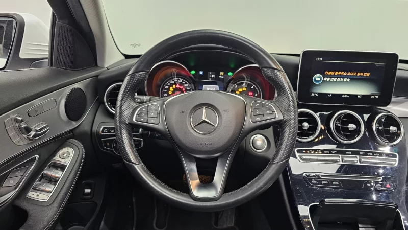 Mercedes-Benz C-Class