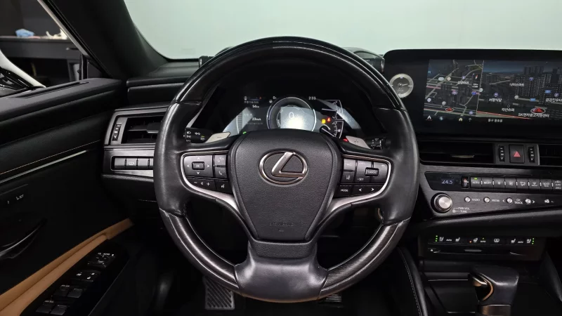 Lexus ES300h