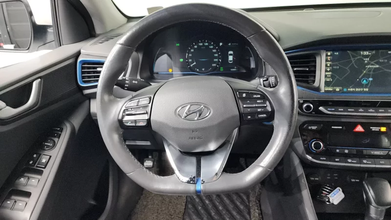 Hyundai Ioniq