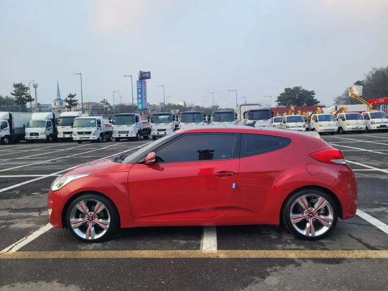 Hyundai Veloster