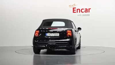 MINI Cooper Convertible