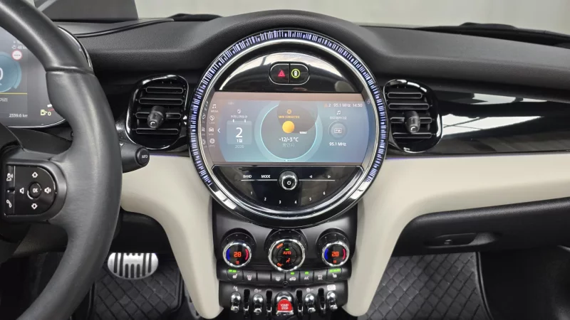 MINI Cooper Convertible