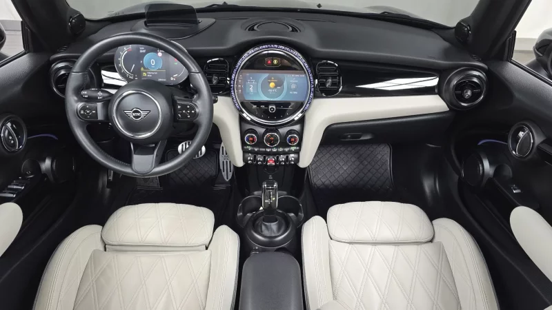 MINI Cooper Convertible