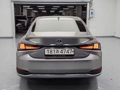 Lexus ES300h