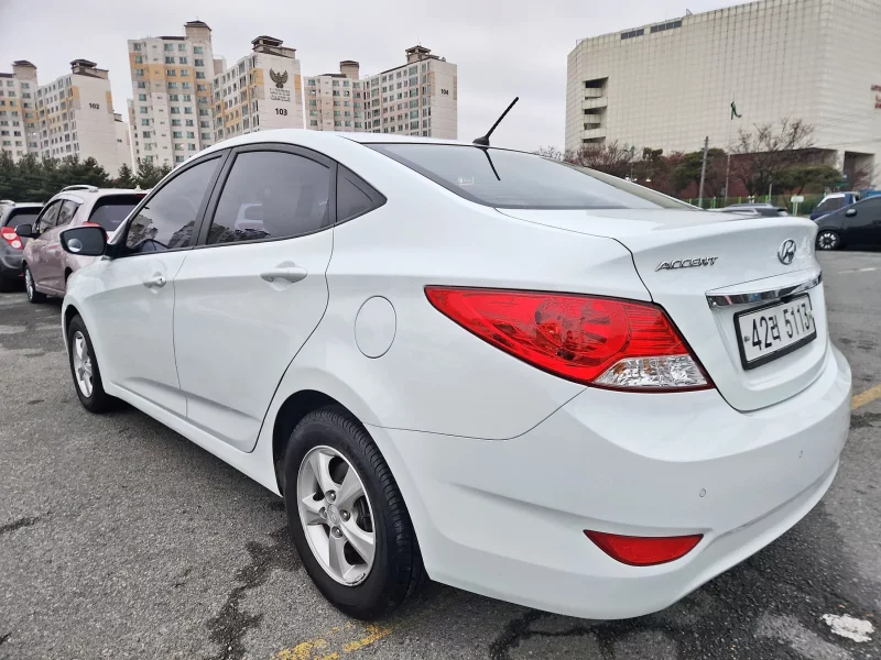 Hyundai Accent