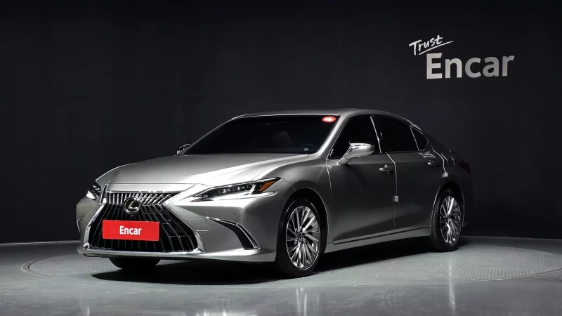Lexus ES300h