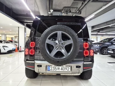 Land Rover DEFENDER