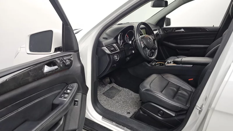 Mercedes-Benz M-class