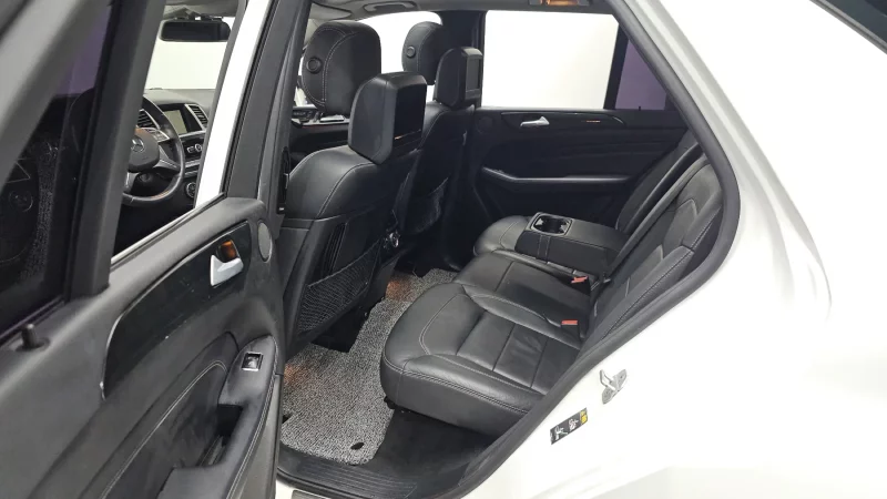 Mercedes-Benz M-class