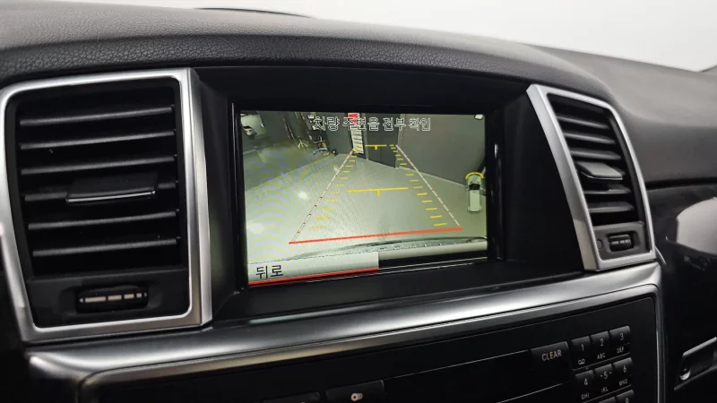 Mercedes-Benz M-class