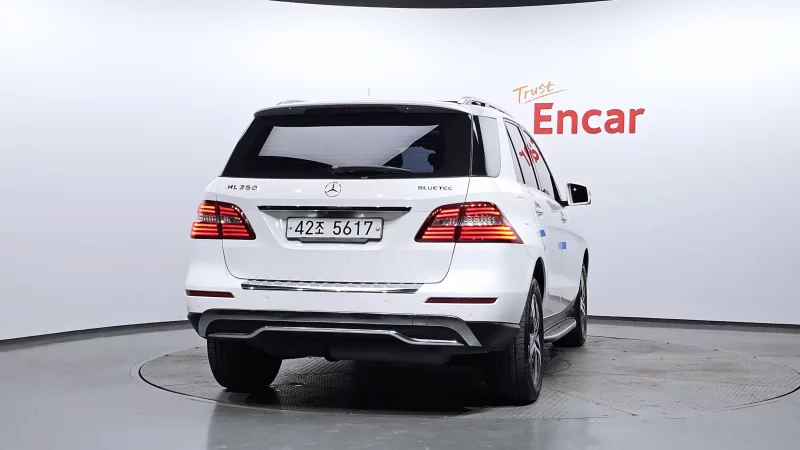 Mercedes-Benz M-class