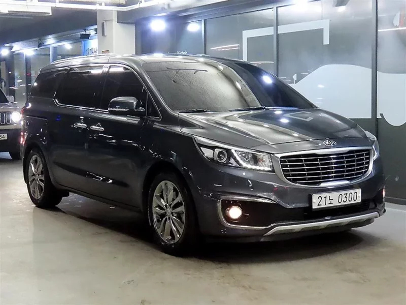 Kia Carnival