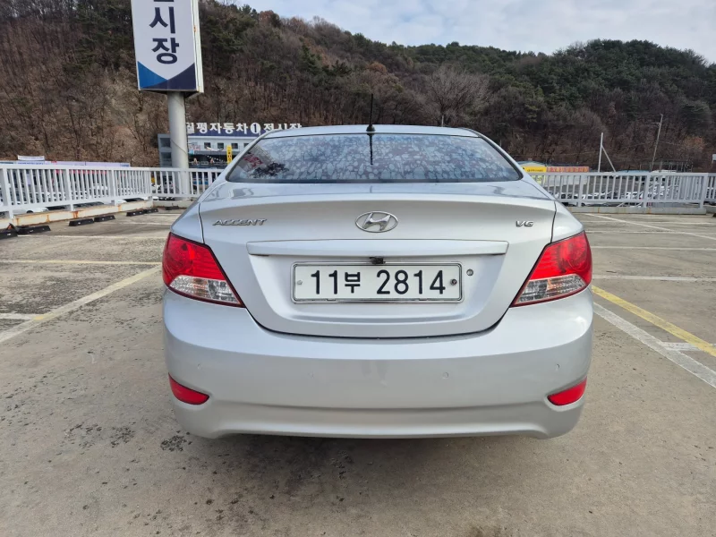 Hyundai Accent