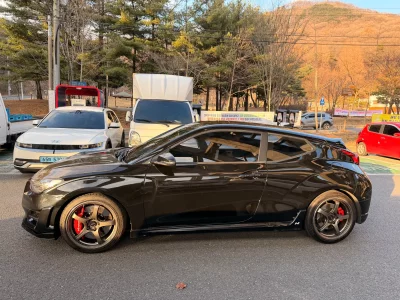 Hyundai Veloster