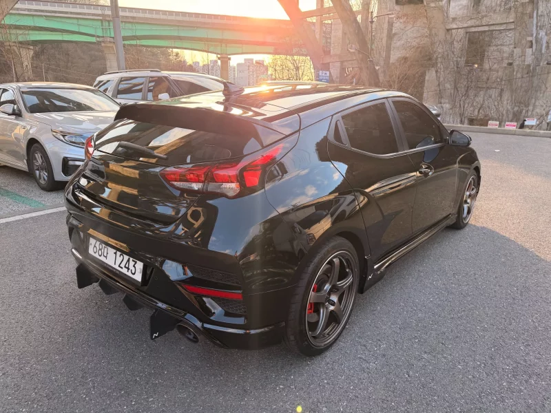 Hyundai Veloster