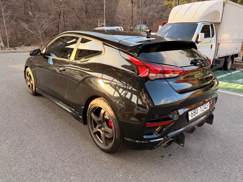 Hyundai Veloster