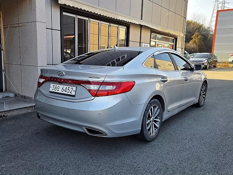 Hyundai Grandeur