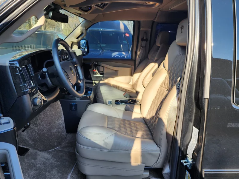 Chevrolet Express Van