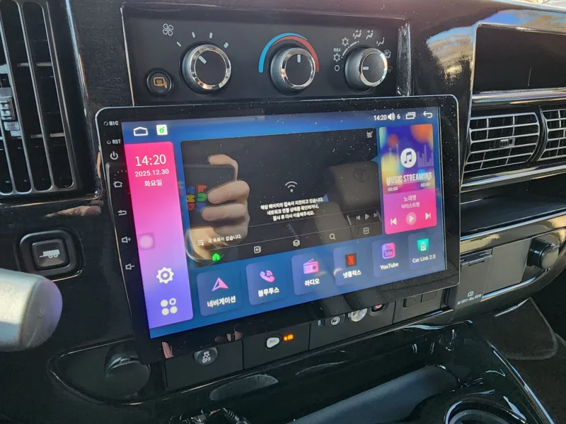 Chevrolet Express Van