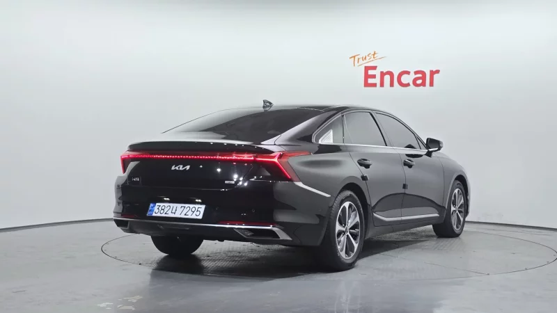 Kia K8