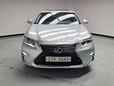 Lexus ES300h