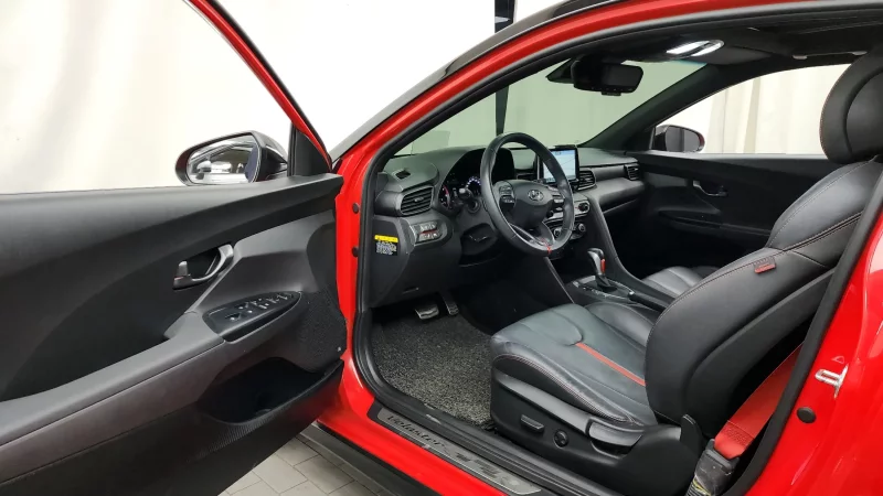 Hyundai Veloster