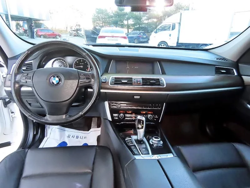 BMW 5-Series Gran Turismo