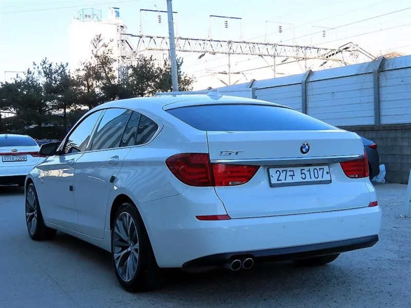 BMW 5-Series Gran Turismo