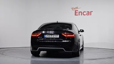 Audi RS5