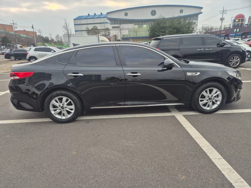 Kia K5