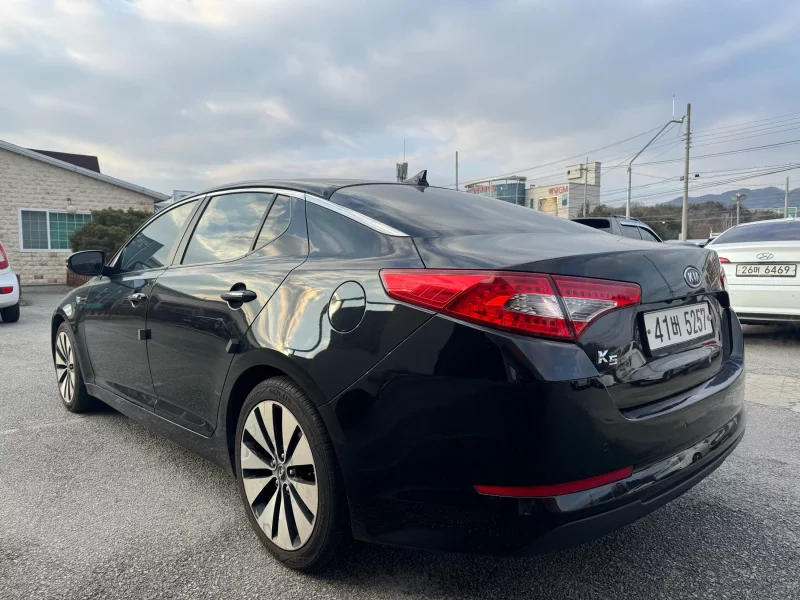 Kia K5