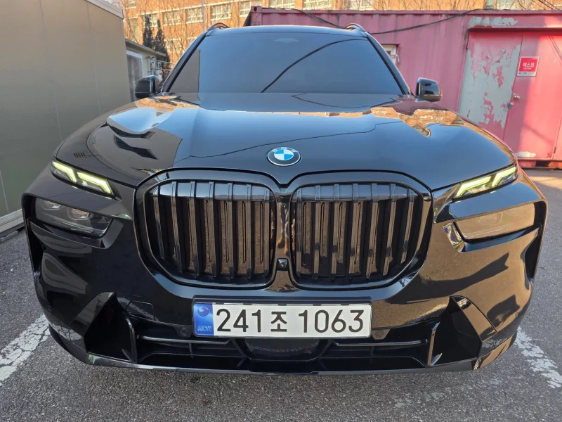 BMW X7