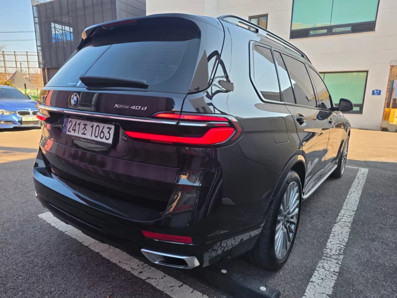 BMW X7
