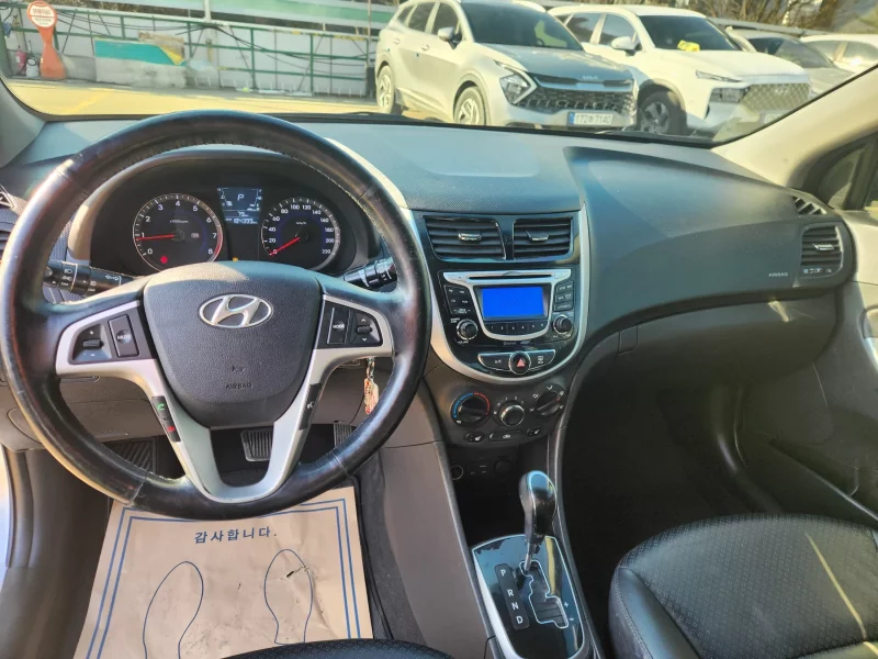 Hyundai Accent