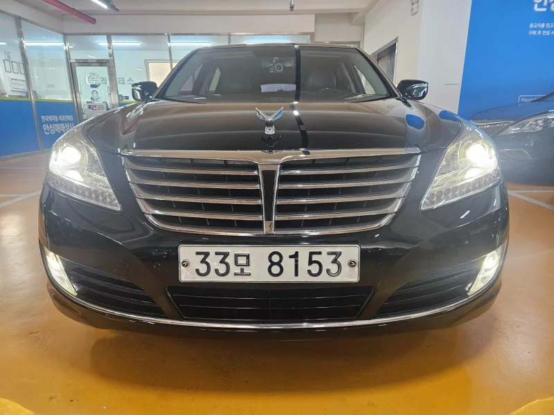 Hyundai Equus