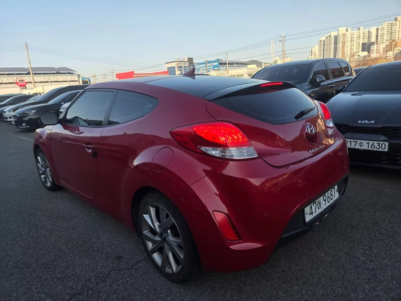 Hyundai Veloster