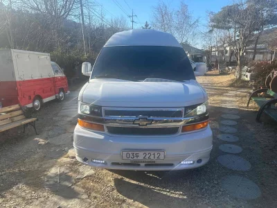 Chevrolet Express Van