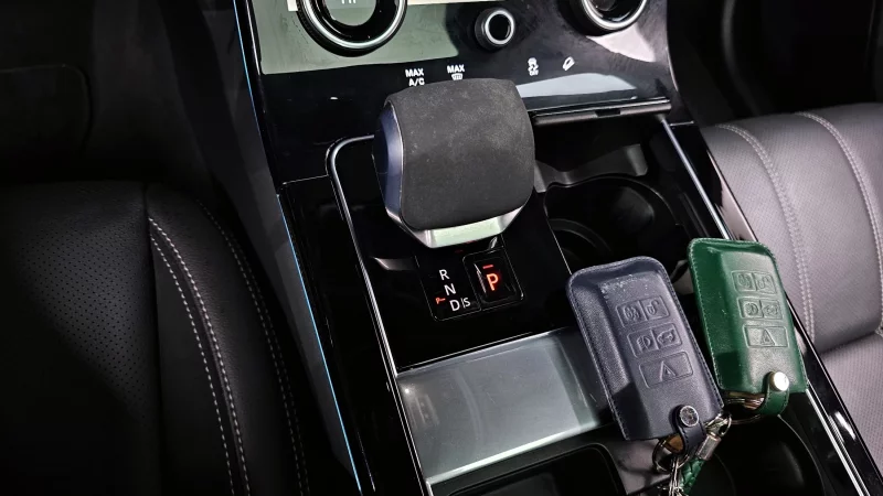 Land Rover RANGE ROVER VELAR