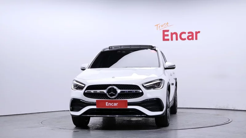 Mercedes-Benz GLA-Class