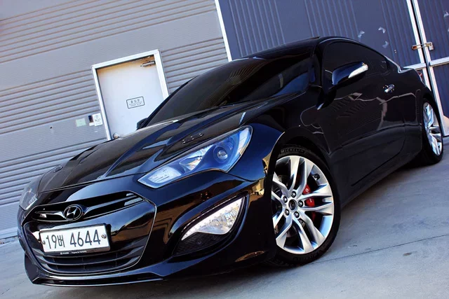 Hyundai Genesis