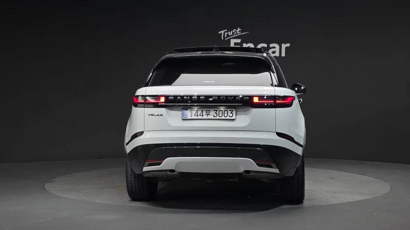 Land Rover RANGE ROVER VELAR